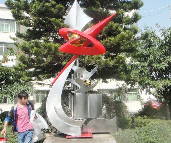 ���P䓵���-�^�M(j��n)����2.8�ף����b��ַ��������С�W(xu��)�������r�g��2011��10��29��